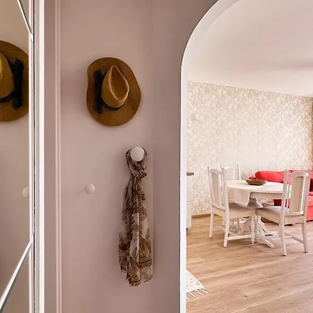 Diamond Roof Appartement *